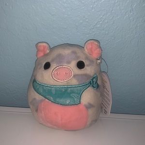 Rosie the pig squishmallow 4”